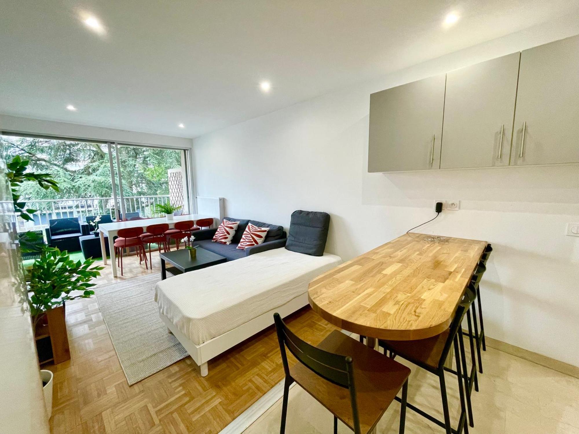 Bngo I Le Spacieux I 3 Chambres, 2 Salles De Bain, Parking Prive Gratuit, 8 Personnes, Vieux Lyon Hypercentre Eksteriør billede