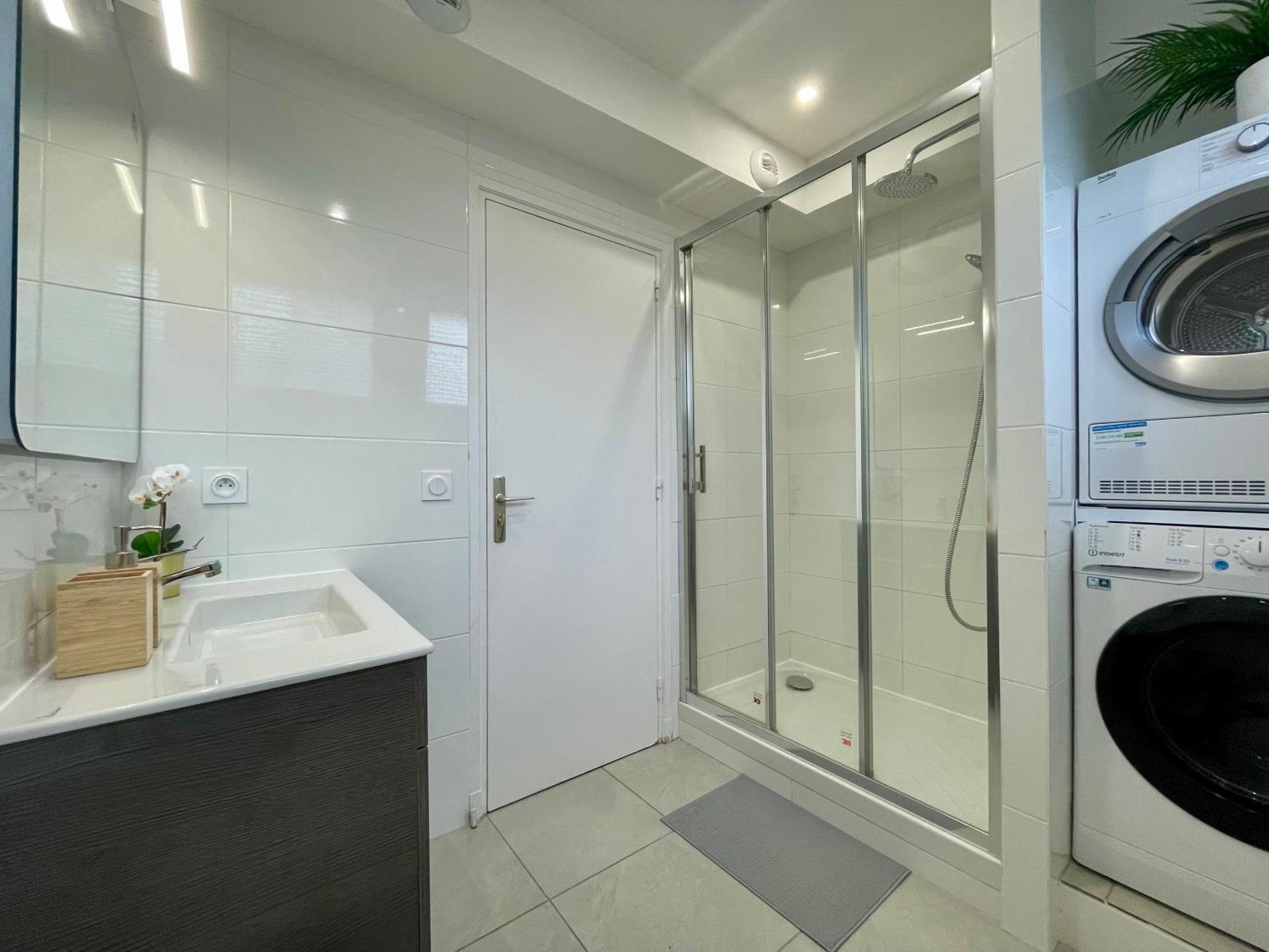 Bngo I Le Spacieux I 3 Chambres, 2 Salles De Bain, Parking Prive Gratuit, 8 Personnes, Vieux Lyon Hypercentre Eksteriør billede