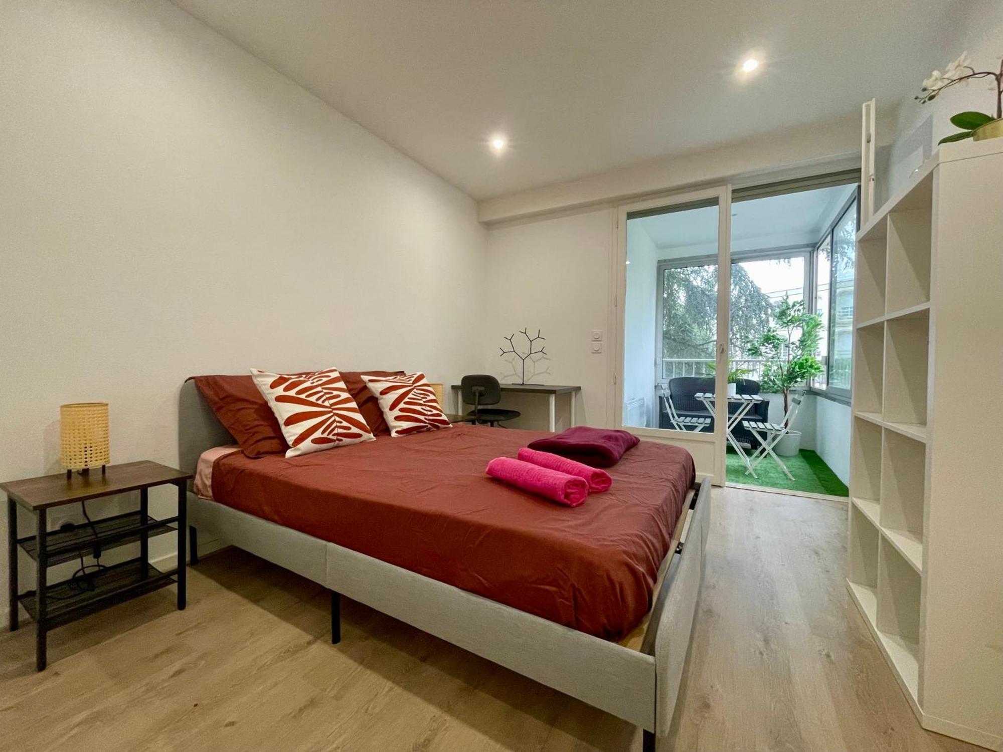 Bngo I Le Spacieux I 3 Chambres, 2 Salles De Bain, Parking Prive Gratuit, 8 Personnes, Vieux Lyon Hypercentre Eksteriør billede