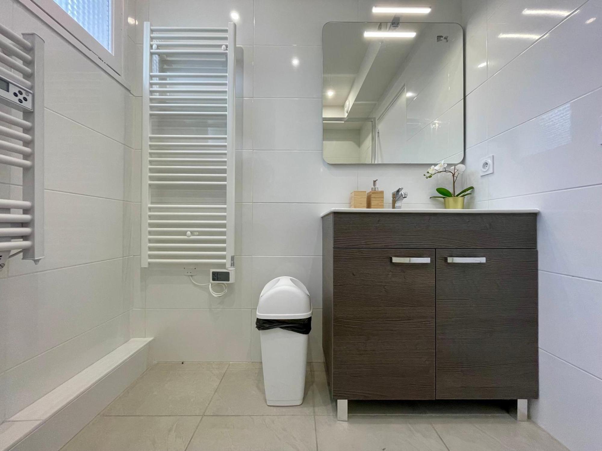 Bngo I Le Spacieux I 3 Chambres, 2 Salles De Bain, Parking Prive Gratuit, 8 Personnes, Vieux Lyon Hypercentre Eksteriør billede